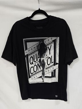 Quality Control men L graphic t-shirt Los Angeles California beach vacation